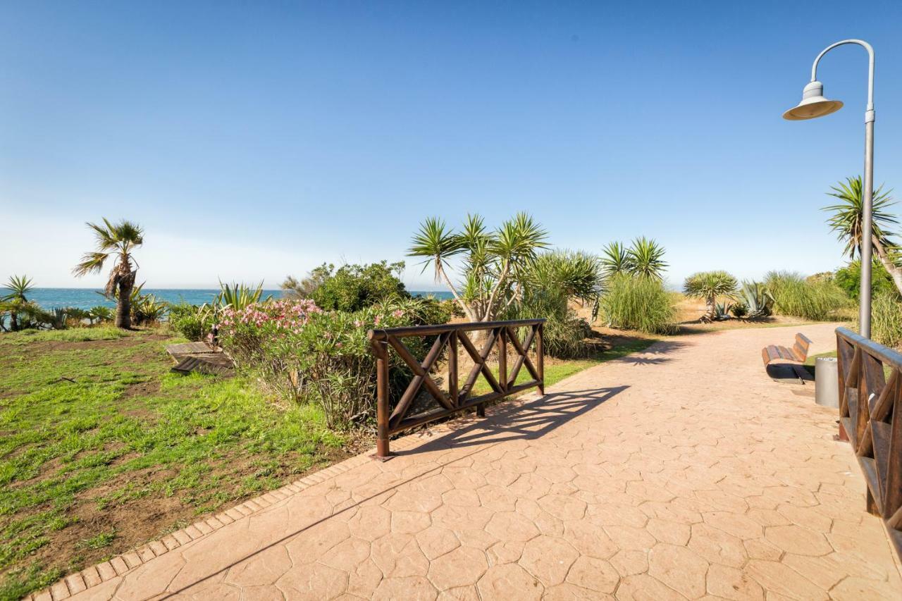 Sea & Mountain View Penthouse Apartment Estepona Exterior photo
