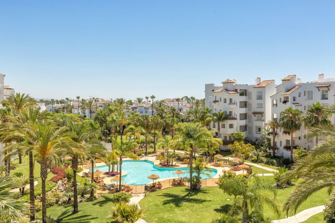 Sea & Mountain View Penthouse Apartment Estepona Exterior photo
